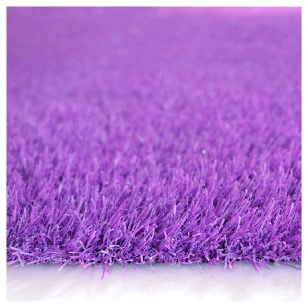 Gazon Synthétique Happy Party - Couleur Violet - Classé Feu - 20mm - 1m X 9m – Image 5