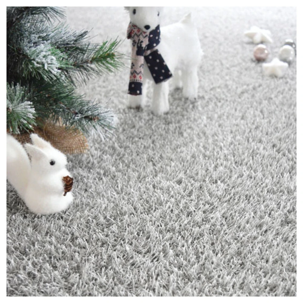 Gazon Synthétique Happy Party - Couleur Gris Clair - Classé Feu - 20mm - 2m X 9m – Image 3