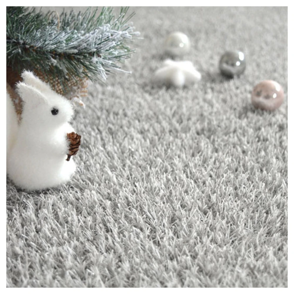 Gazon Synthétique Happy Party - Couleur Gris Clair - Classé Feu - 20mm - 2m X 2m